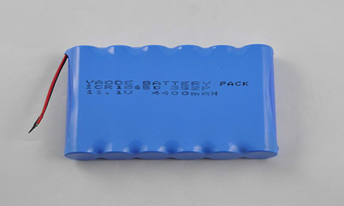 <b>鋰電池廠家為你揭開醫(yī)療鋰電池組的優(yōu)點(diǎn)</b>