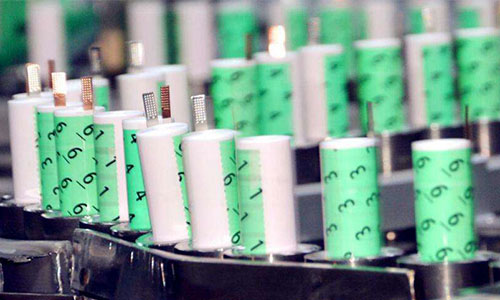 <b>鋰電池廠家想要在電動車領(lǐng)域分一杯羹不容易</b>